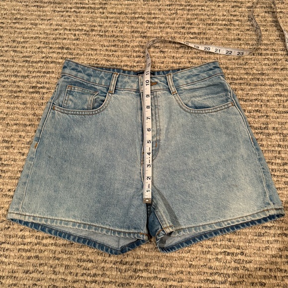 Frank and Oak Stevie Tapered Denim Short in Light Wash - Picture 11 of 13